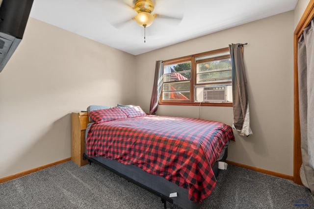 2225 BUENA VISTA DR, Rapid City, SD 57702