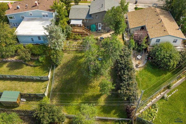 2225 BUENA VISTA DR, Rapid City, SD 57702
