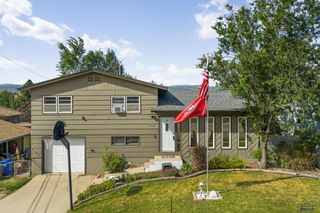 2225 BUENA VISTA DR, Rapid City, SD 57702