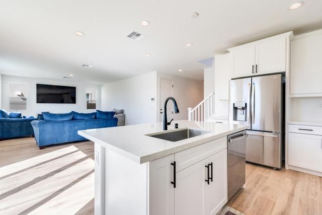 30343 Singer Ln, Menifee, CA 92584