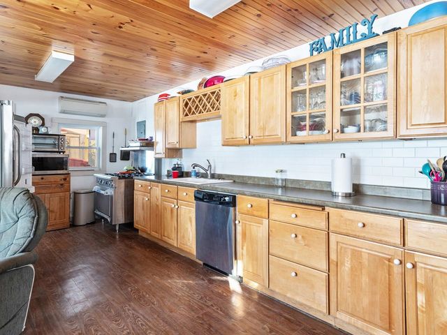 3446 Maquam Shore Road, St. Albans Town, VT 05478