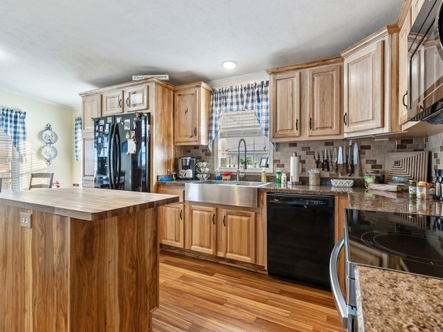 3446 Maquam Shore Road, St. Albans Town, VT 05478