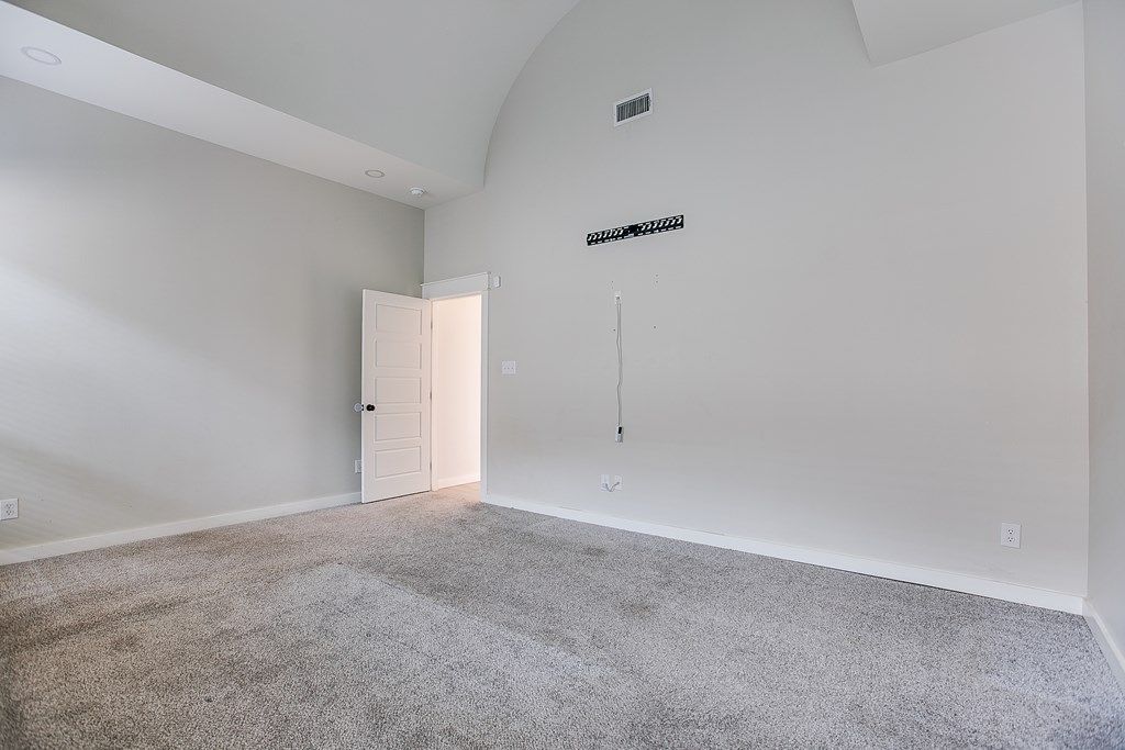 Image 14 of property listing at 1814 Childress St, San Angelo, TX 76901