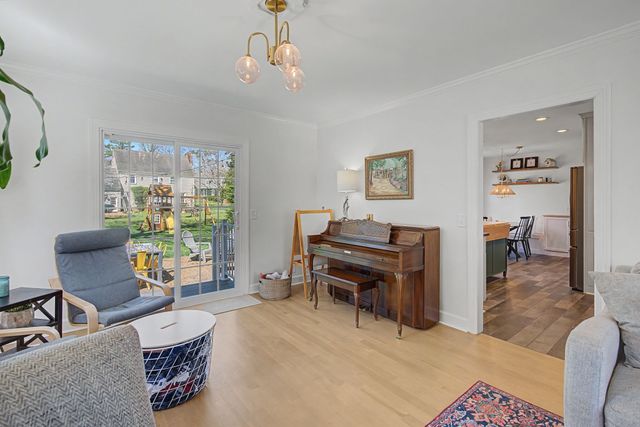 154 Cottonwood Dr, Franklin, TN 37069