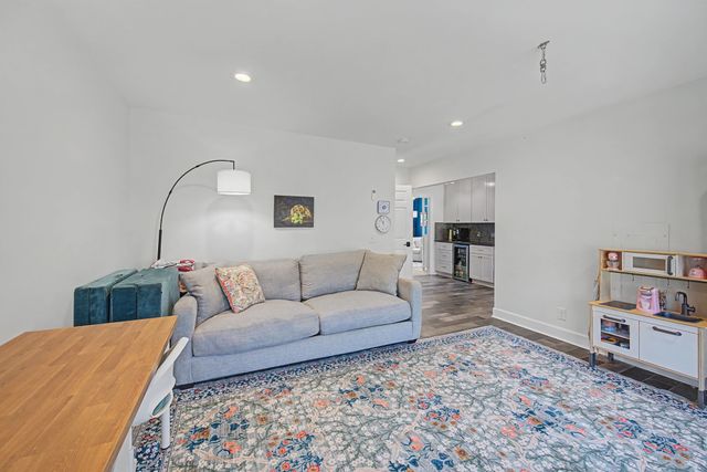 154 Cottonwood Dr, Franklin, TN 37069