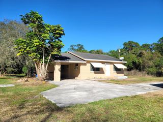 4306 W Midway Road, Fort Pierce, FL 34981