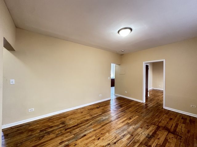 4035 W Gladys Avenue 2N, Chicago, IL 60624