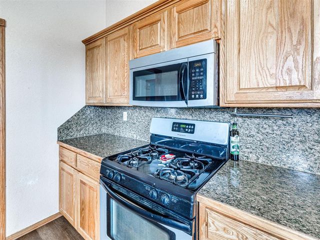 16710 Kings Road, Shawnee, OK 74801