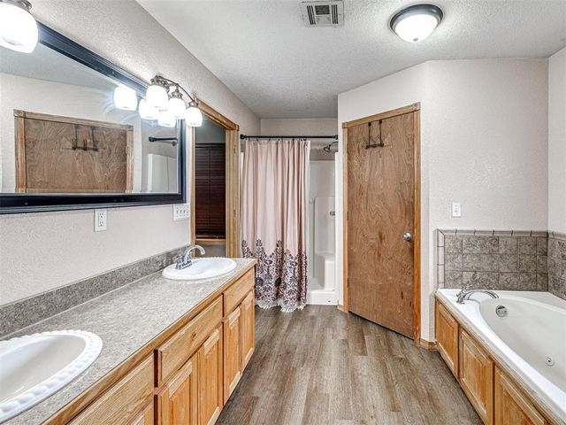 16710 Kings Road, Shawnee, OK 74801