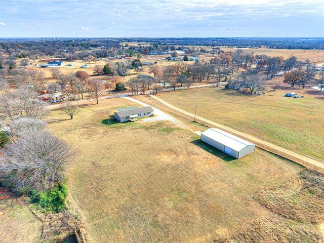 16710 Kings Road, Shawnee, OK 74801