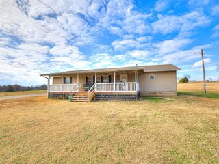 16710 Kings Road, Shawnee, OK 74801