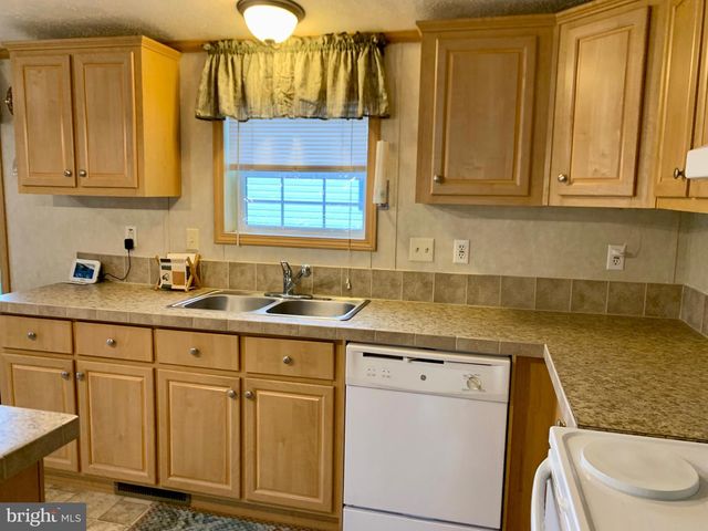 11312 HAWTHORNE CT, Hagerstown, MD 21740