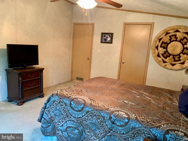 11312 HAWTHORNE CT, Hagerstown, MD 21740