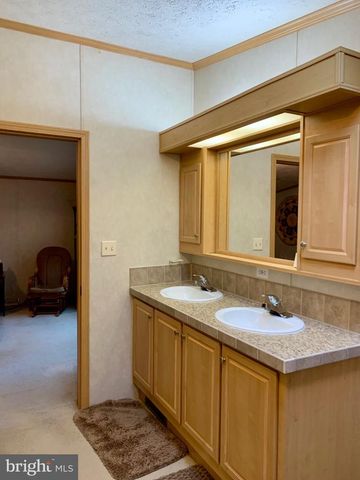 11312 HAWTHORNE CT, Hagerstown, MD 21740