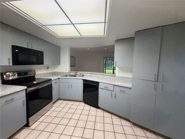 1913 WHISPERING WAY, Tarpon Springs, FL 34689