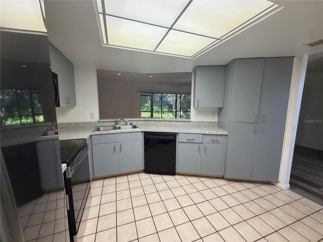 1913 WHISPERING WAY, Tarpon Springs, FL 34689