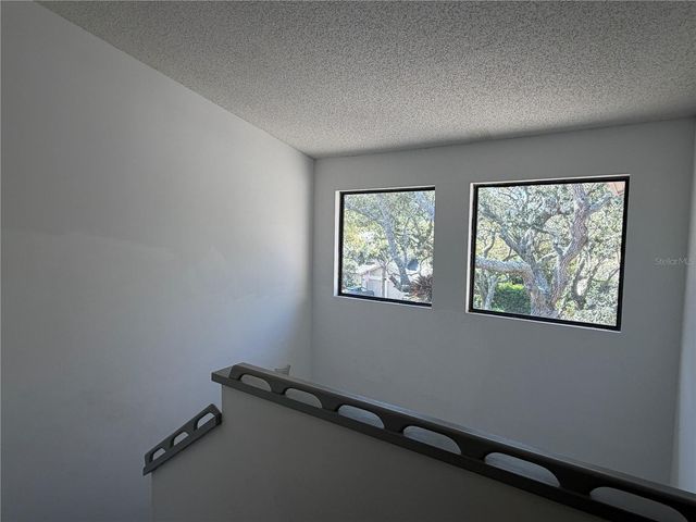 1913 WHISPERING WAY, Tarpon Springs, FL 34689