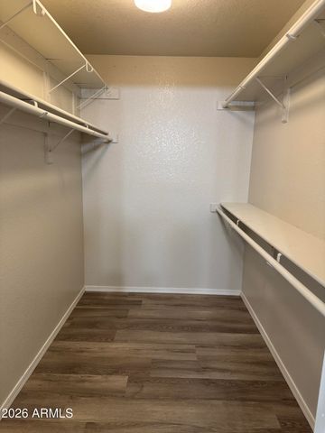 8936 W TUCKEY Lane, Glendale, AZ 85305
