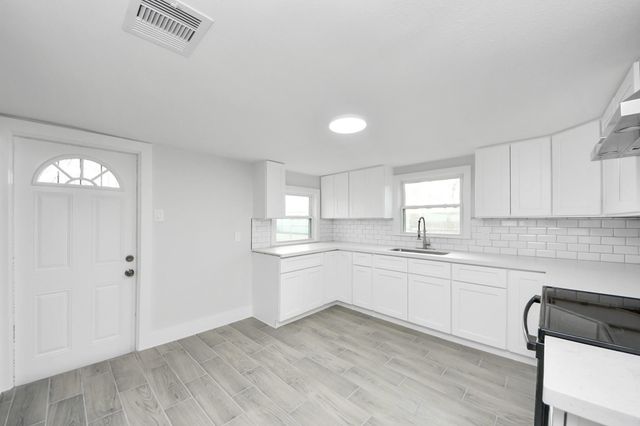 2508 Melbourne Street, Houston, TX 77026