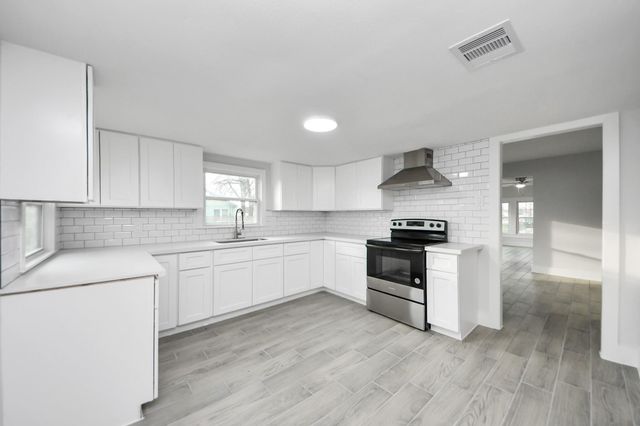 2508 Melbourne Street, Houston, TX 77026