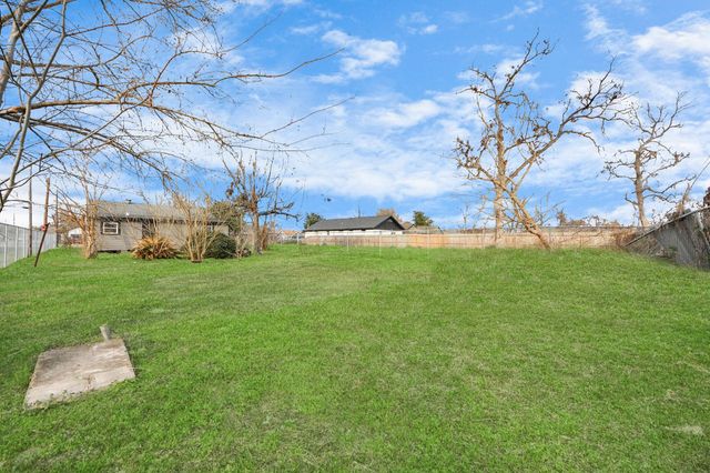 2508 Melbourne Street, Houston, TX 77026