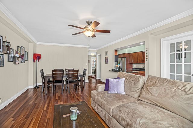 3180 N Lake Shore Drive 8C, Chicago, IL 60657