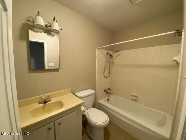 7217 Hampton Drive, Biloxi, MS 39532