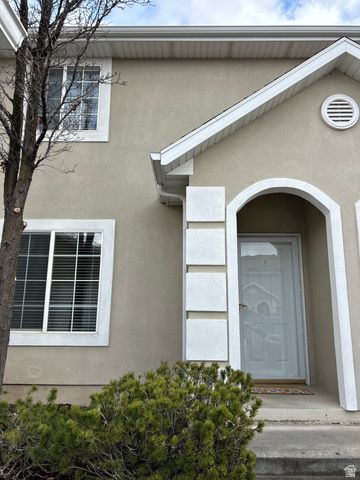 6208 S 1350 E, South Ogden, UT 84405