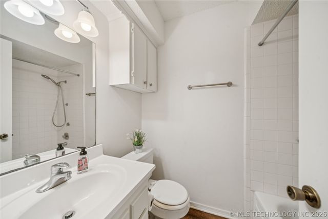 3206 S 214th East Avenue, Broken Arrow, OK 74014