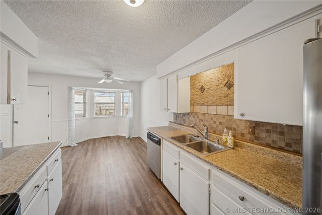 3206 S 214th East Avenue, Broken Arrow, OK 74014