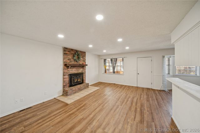 3206 S 214th East Avenue, Broken Arrow, OK 74014