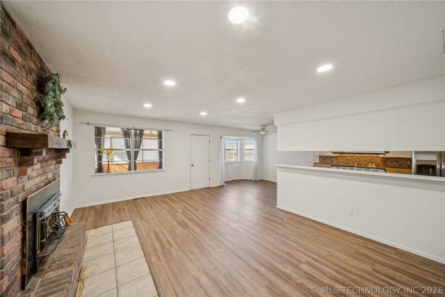 3206 S 214th East Avenue, Broken Arrow, OK 74014