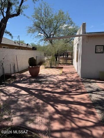 2720 N Orchard Avenue, Tucson, AZ 85712