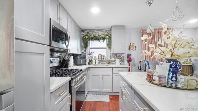 120 4th Avenue, Brooklyn, NY 11217