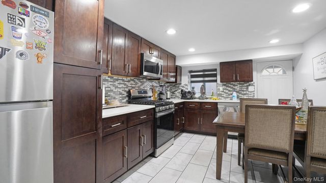 120 4th Avenue, Brooklyn, NY 11217
