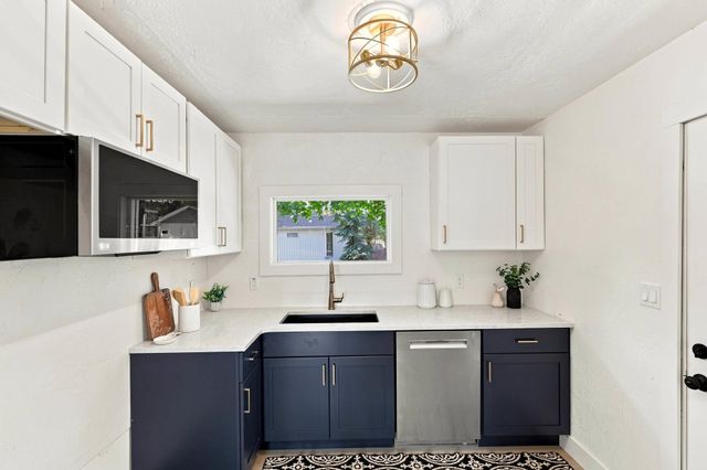 10515 E 10th Ave, Spokane Valley, WA 99208