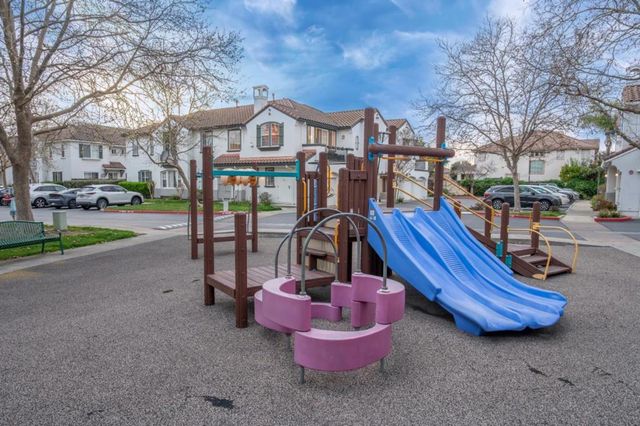 35530 Monterra Terrace 303, Union City, CA 94587