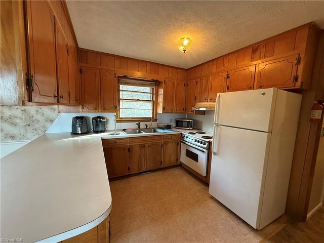 1257 Bethesda Church Road, Ruffin, NC 27326