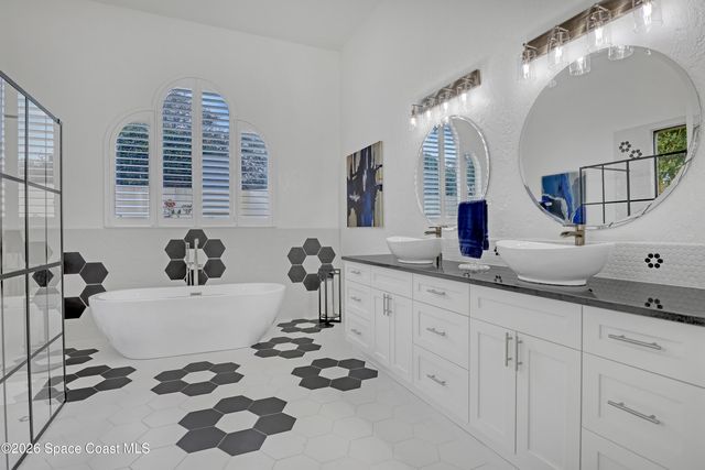 529 Spring Lake Drive, Melbourne, FL 32940