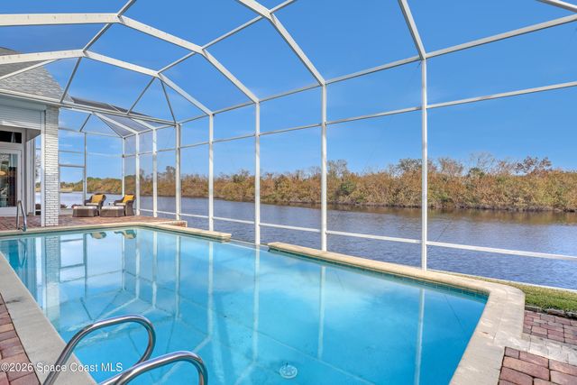 529 Spring Lake Drive, Melbourne, FL 32940