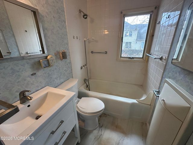 28 Fairfield Avenue, Oceanport, NJ 07757