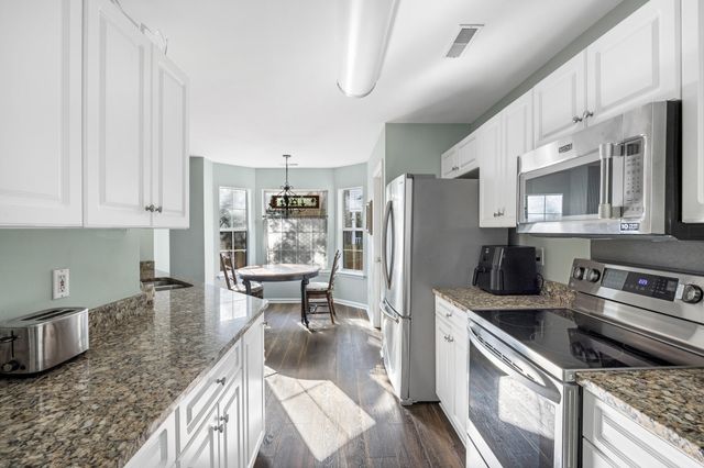 304 Mount Royall Drive, Mount Pleasant, SC 29464