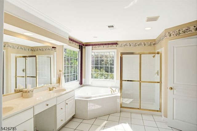 7 Hager St, East Brunswick Twp., NJ 08816