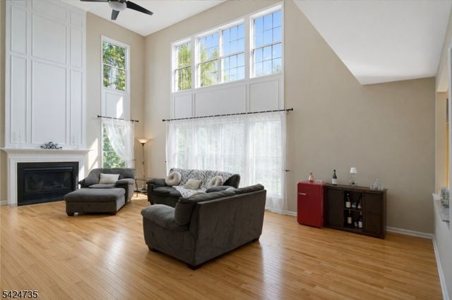 7 Hager St, East Brunswick Twp., NJ 08816