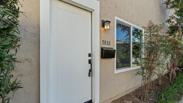 7833 Camino Huerta, San Diego, CA 92122