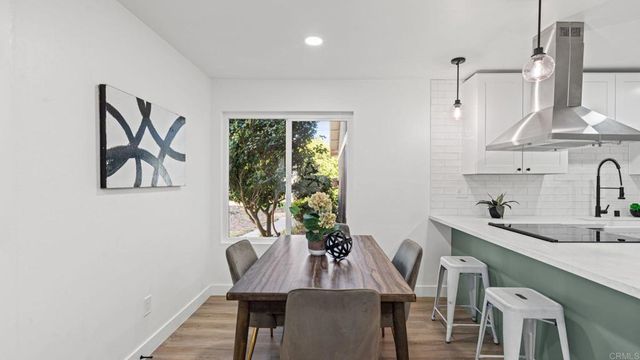 7833 Camino Huerta, San Diego, CA 92122