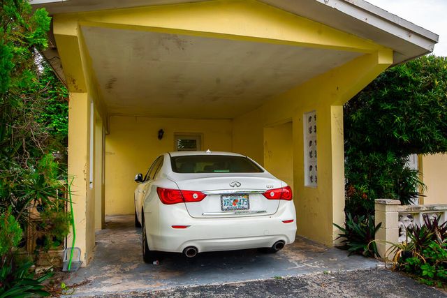 4211 NW 43RD Street, Lauderdale Lakes, FL 33319