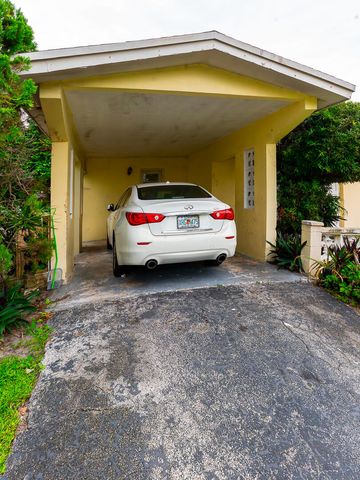4211 NW 43RD Street, Lauderdale Lakes, FL 33319