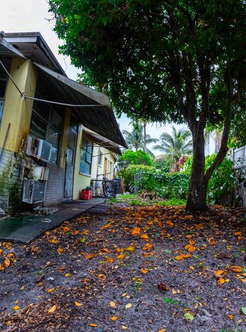 4211 NW 43RD Street, Lauderdale Lakes, FL 33319