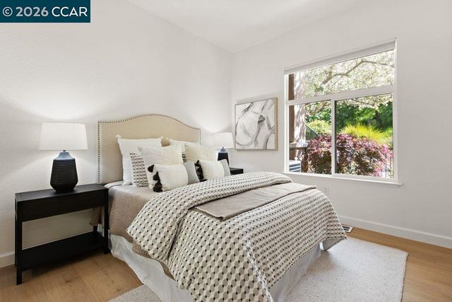 501 Falconwood Ct, Walnut Creek, CA 94595